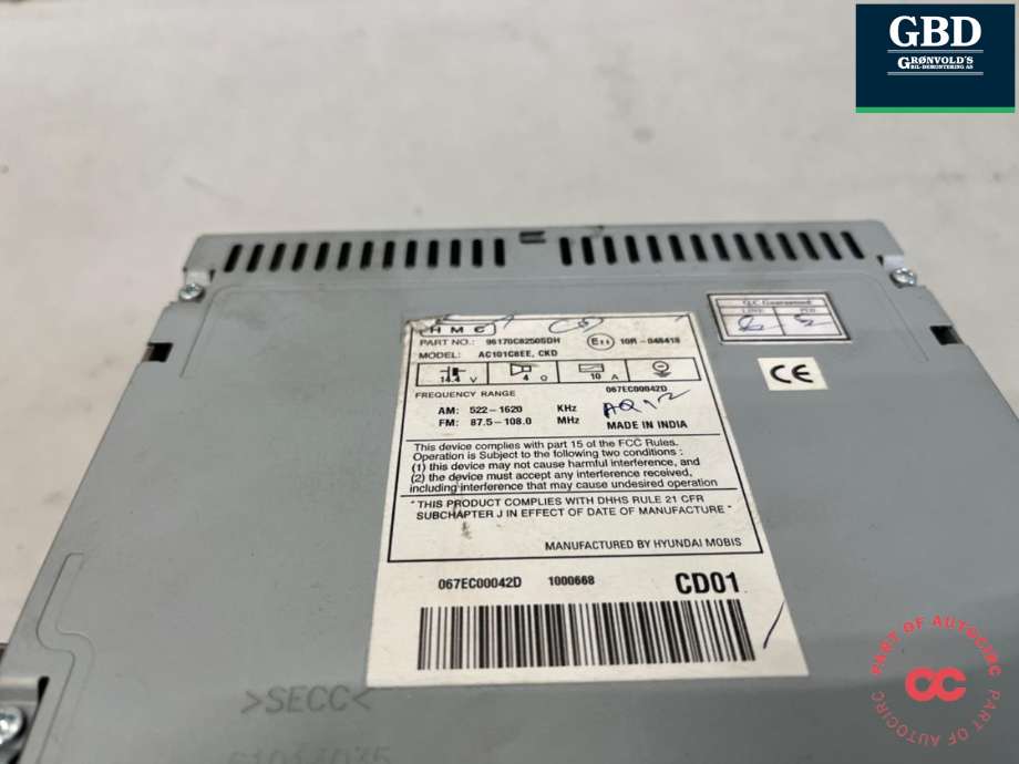Bilstereo navigasjon til Hyundai i20 2015-2020 (Type II)  (96170C 82504X|)