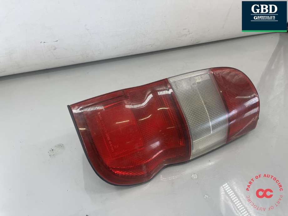 Baklykt høyre til Toyota Hiace 2007-2012 (Fase 3)  (8155126410|)