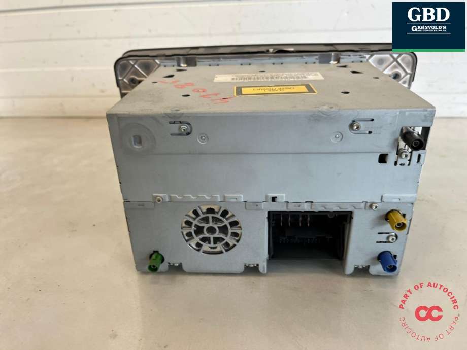 Bilstereo navigasjon til Mercedes ML 2005-2011 (W164) (W164) (A 164 870 84 89|A 164 820 26 79|)