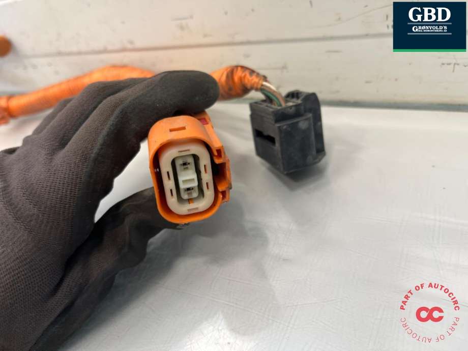 Batterilader inntak/luke til Kia Optima 2017-2020  (91886A 8010|)