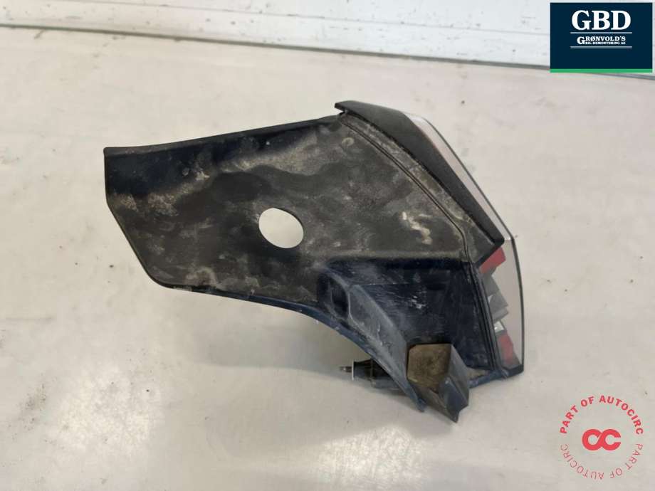 Baklykt høyre ytre til Tesla Model Y 2021-2024 (Type I)  (1502087-00-D|1502087-99-D|)