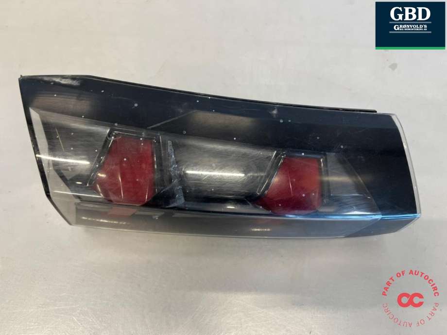 Baklykt venstre indre til Peugeot e-2008 2019-->>  (98 259 575 80|)