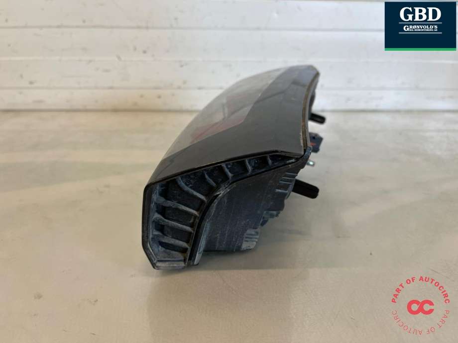 Baklykt venstre indre til Peugeot e-2008 2019-->>  (98 259 575 80|)