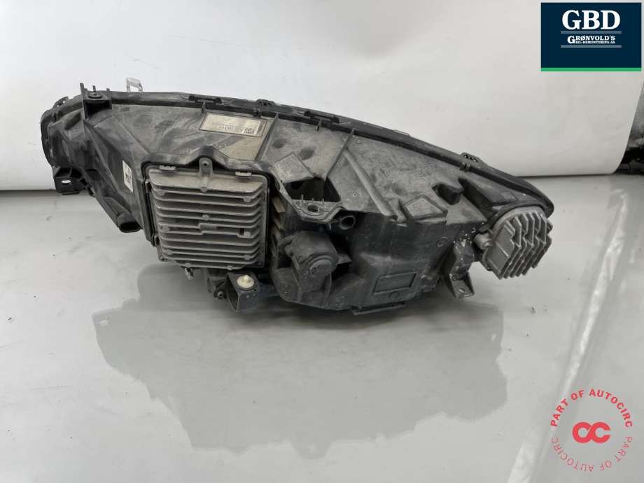 Frontlykt høyre full-LED til Volvo V90 / V90 CC / S90 2016-->> (31655741|)
