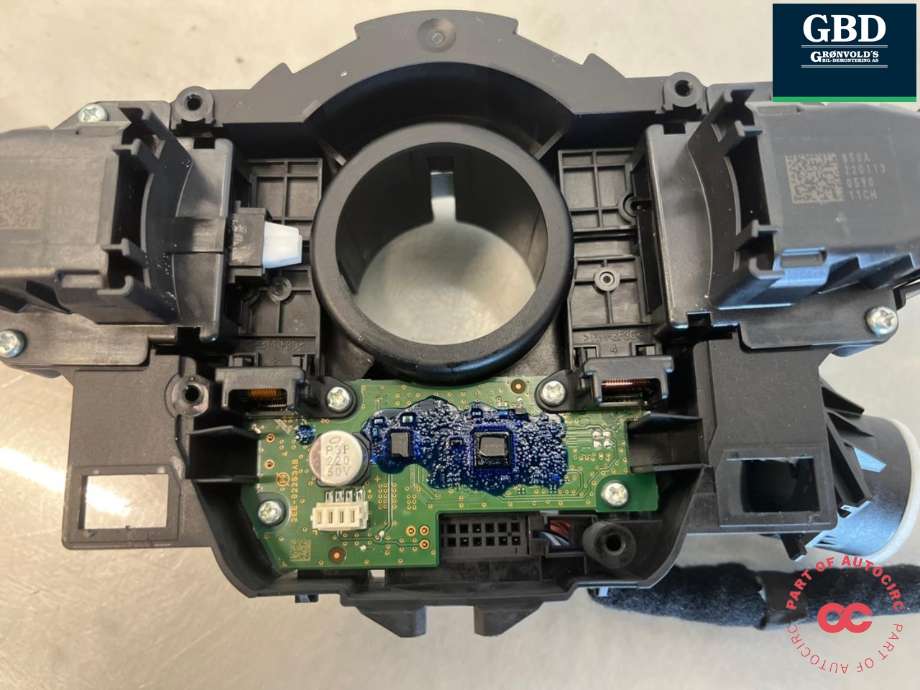 Bryter combi til BMW iX 2021-->> (I20) (I20) (61 31 5 A56 465|61 31 5 A31 C10|5A31C10 03)