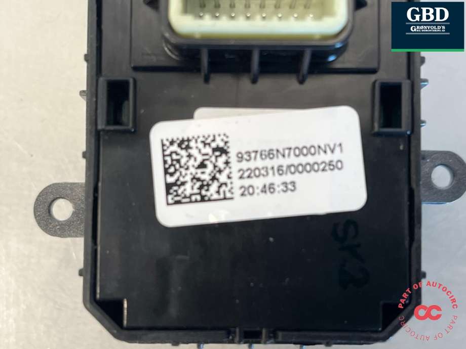Bryter elektrisk håndbrekk/parkbrems til Hyundai Tucson 2021-->> (93766N 7000LS5|93766N7000NV1|)