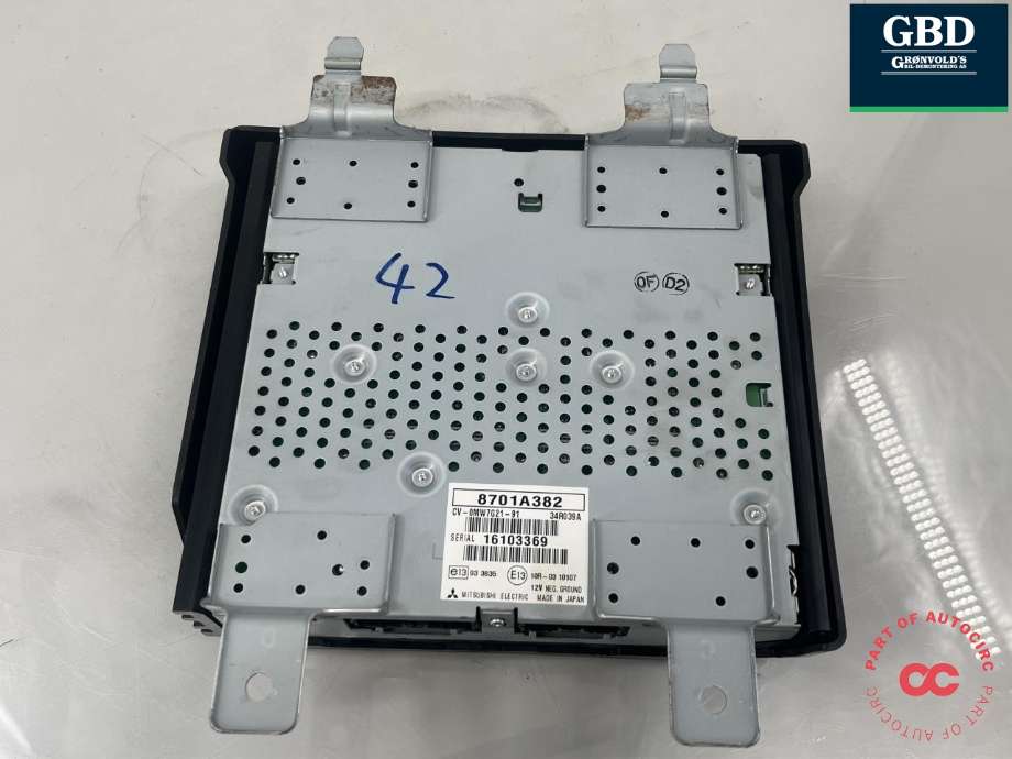 Bilstereo forsterker til Mitsubishi Outlander 2010-2012 (Type II, Fase 2) (8701A382|)