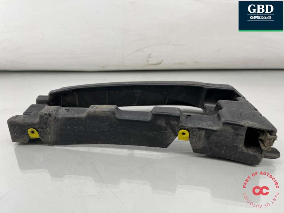 Støtfanger bak feste til Citroën Berlingo 2019-->> (Type III)  (98 168 086 80|)