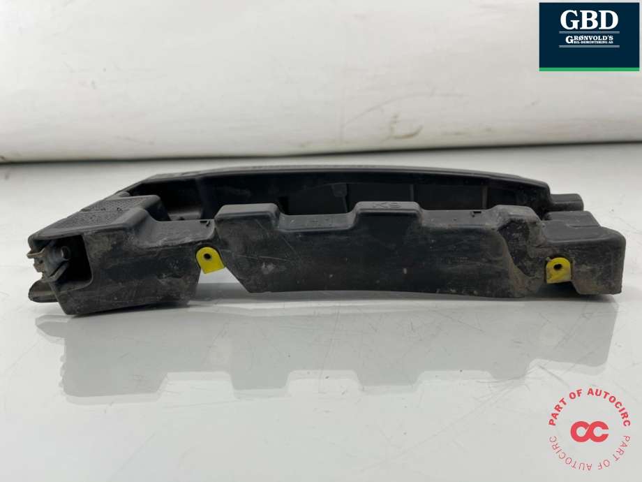 Støtfanger bak feste til Citroën Berlingo 2019-->> (Type III)  (98 168 087 80|)