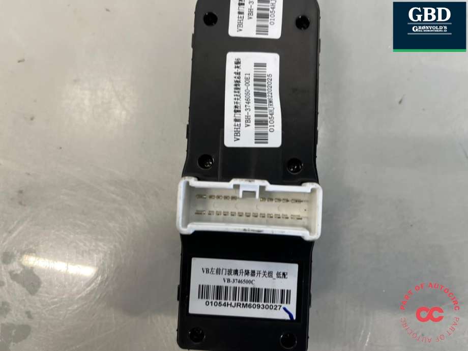 Bryter ruteheis førerdørspanel til BYD T3 2020-->>  (VBH-3746050-00E1|)