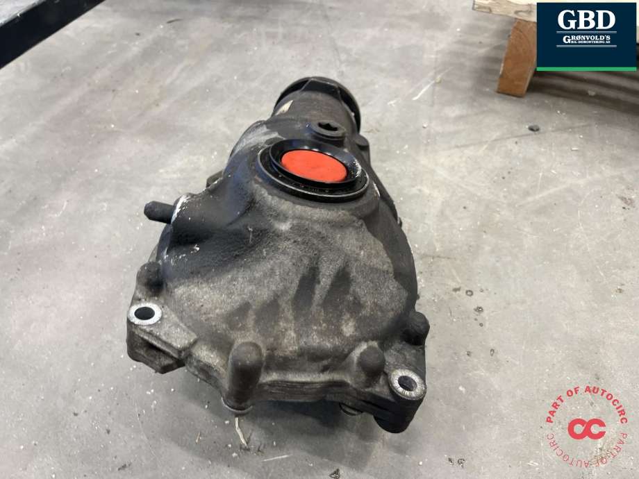 Kardang klokke foran til BMW 3-Serie 2005-2011 (E90/E91/E92/E93) (E90/E91/E92/E93) (31 50 7 601 770|31 50 7 601 771|)