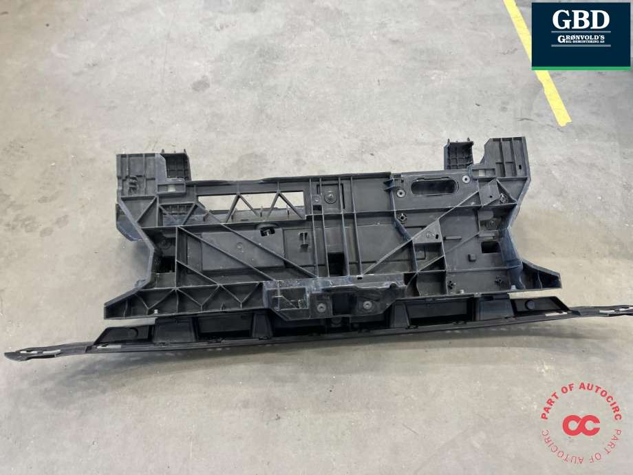 Frontplate til Toyota Proace 2016-->> (Type II)  (SU001B5045|SU001A4111|)