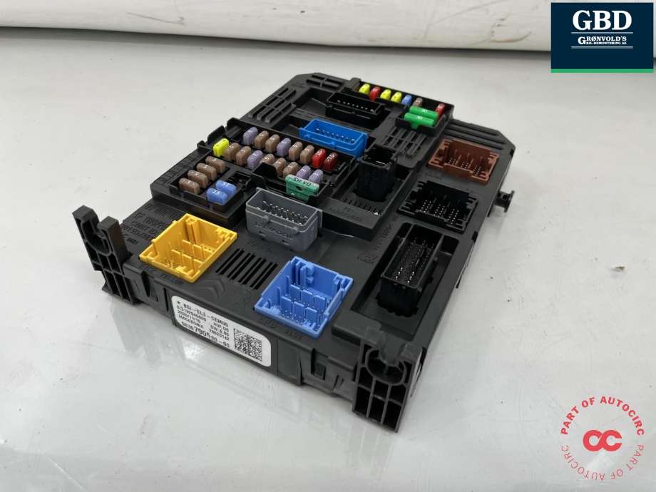 Styreenhet comfort (BCM) til Toyota Proace 2016-->> (Type II) (SU001A7167|)