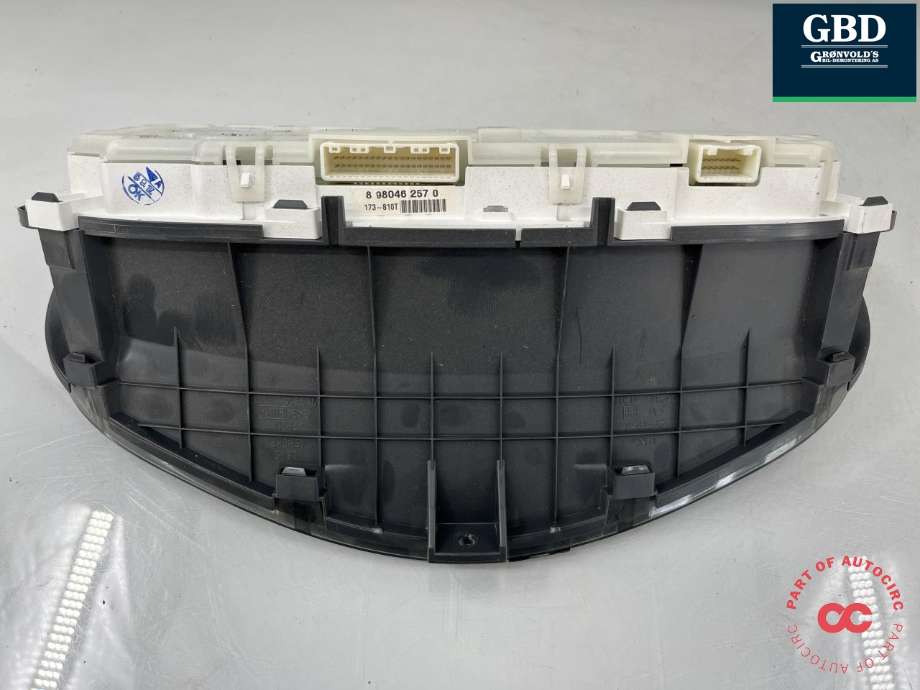 Instrumentpanel til Isuzu D-Max 2007-2012 (Type I)  (8980462810|)