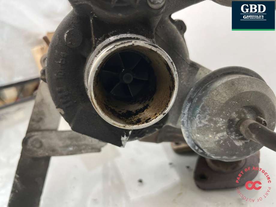 Turbo til Mercedes E-Klasse, Coupe/Cab 2009-2013 (Fase 1) (C207) (C207) (A 271 090 36 80|A 271 090 34 80|A 271 090 32 80)