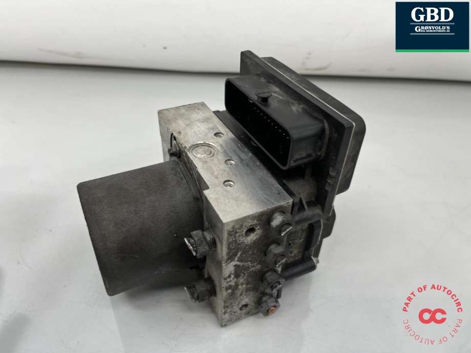 ABS sentral til Mercedes E-Klasse, Coupe/Cab 2009-2013 (Fase 1) (C207) (C207) (A 218 431 33 12|A 212 431 56 12| A 212 431 36 12|A 212 431 48 12| A 212 431 30 12)