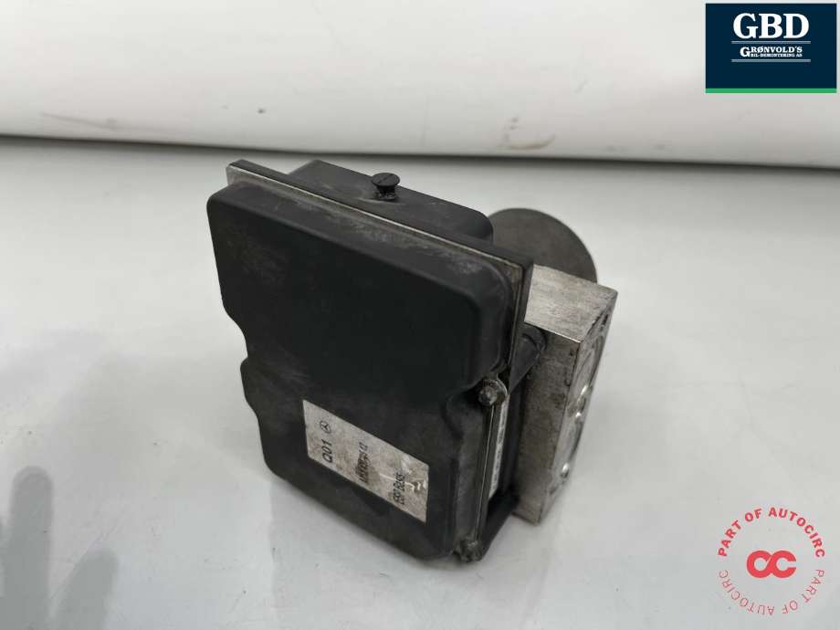ABS sentral til Mercedes E-Klasse, Coupe/Cab 2009-2013 (Fase 1) (C207) (C207) (A 218 431 33 12|A 212 431 56 12| A 212 431 36 12|A 212 431 48 12| A 212 431 30 12)