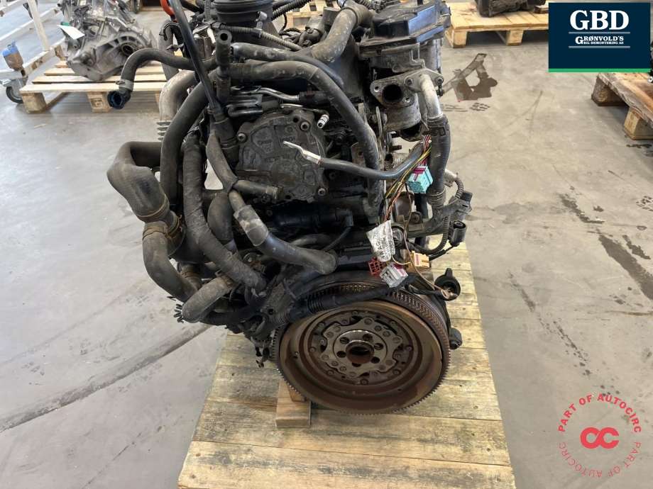 Motor diesel til VW Transporter / Caravelle 2009-2015 (Fase 2) (T5) (T5) (CCHA|03L 100 036 Q|03L 100 090 G)