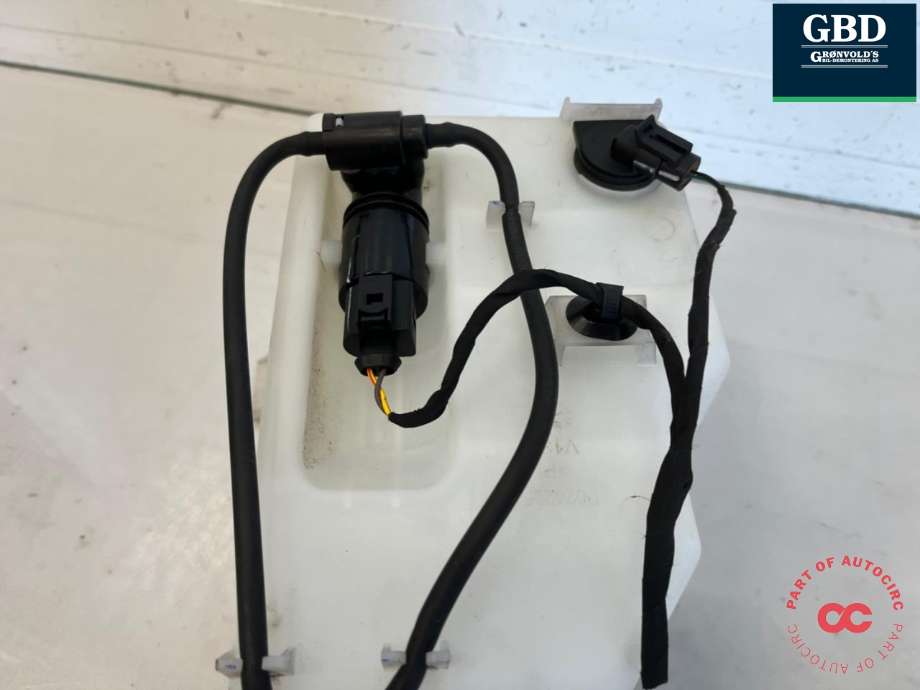 Spylertank foran til NIO EL6 2024-->> (P024225U|)
