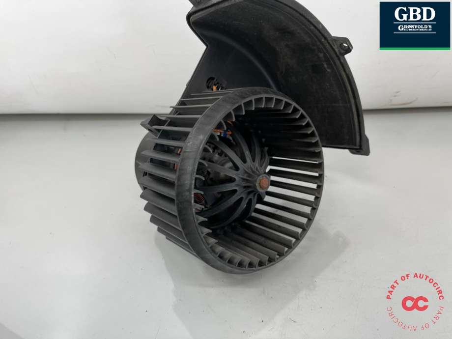 Varmeapparat motor til VW Transporter / Caravelle 2009-2015 (Fase 2) (T5) (T5) (7E5 820 021|)