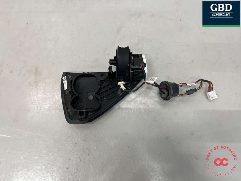 Batterilader inntak/luke til Tesla Model Y 2021-2024 (Type I) (1490374-29-C|1490374-20-C | 1490374-20-D |1490374-20-E|1490374-20-F | 1490374-20-G)