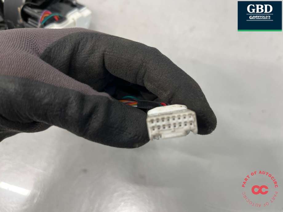 Batterilader inntak/luke til Tesla Model Y 2021-2024 (Type I) (1490374-29-C|1490374-20-C | 1490374-20-D |1490374-20-E|1490374-20-F | 1490374-20-G)