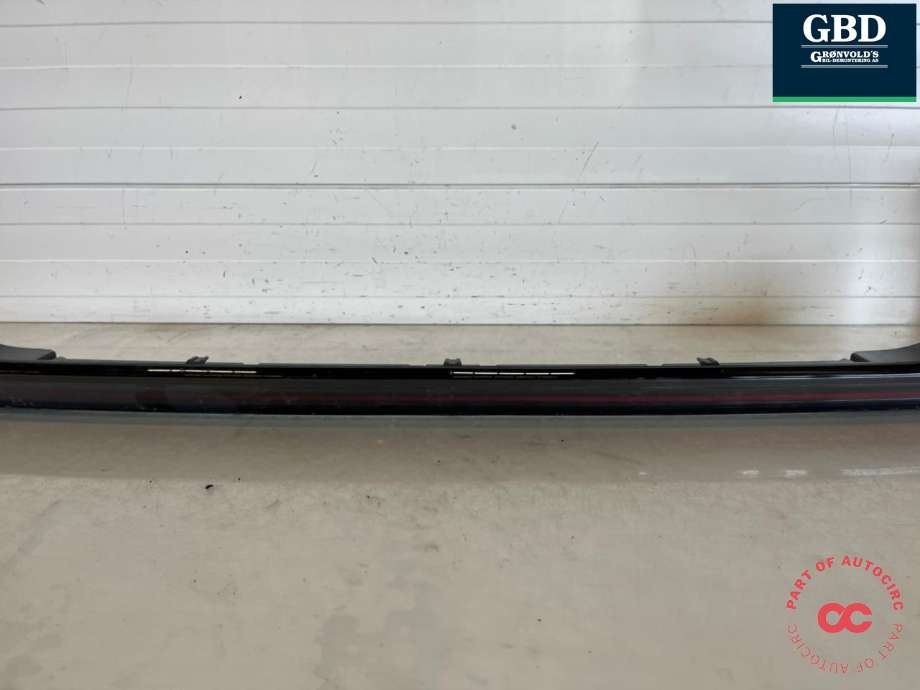 Baklykt midtre til VW ID.BUZZ 2022-->>  (1T3 945 307 E|1T3 945 307 C|)