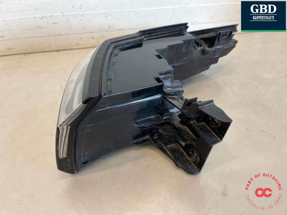 Baklykt venstre til VW ID.BUZZ 2022-->>  (1T3 945 207 E|1T3 945 207 C|)