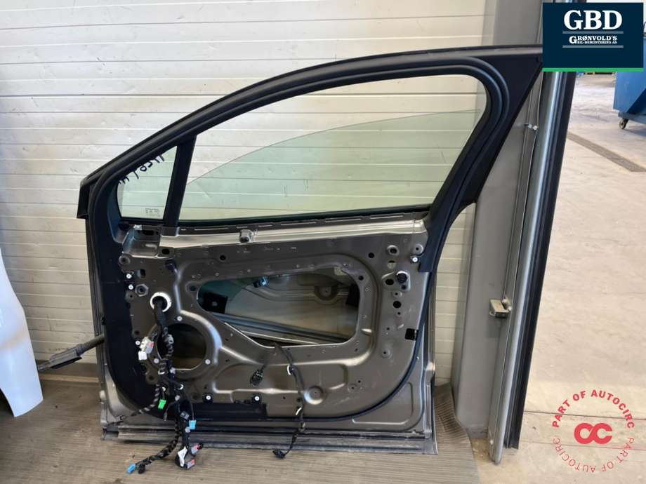 Dør høyre foran til Jaguar I-PACE 2018-->> (T4K1541|SAJ9D320124AA|)
