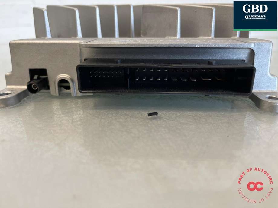 Bilstereo forsterker til Mercedes GLS 2016-->> (Fase 2) (X166) (X166) (A 167 900 82 15|A 167 900 21 14|)