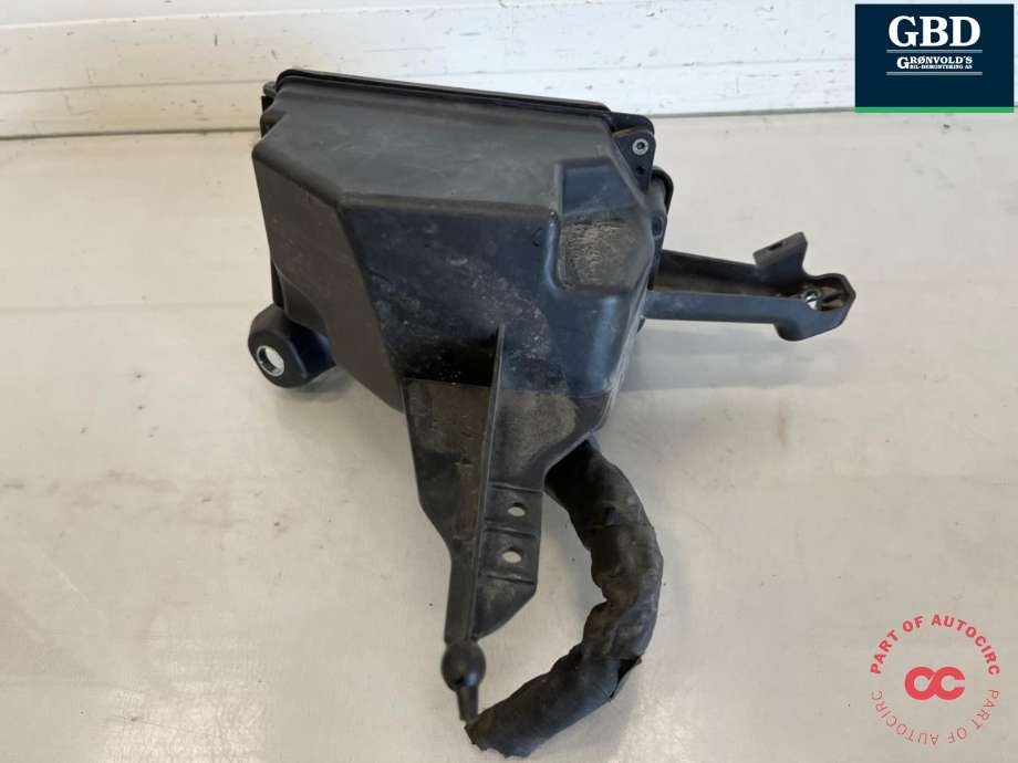 Sikringsboks motorrom til Mercedes GLS 2016-->> (Fase 2) (X166) (X166) (A 167 540 45 28|)