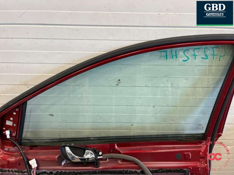 Dør høyre foran til Nissan Pulsar 2014-->>  (H01003ZL0C|H01003ZLMB|)