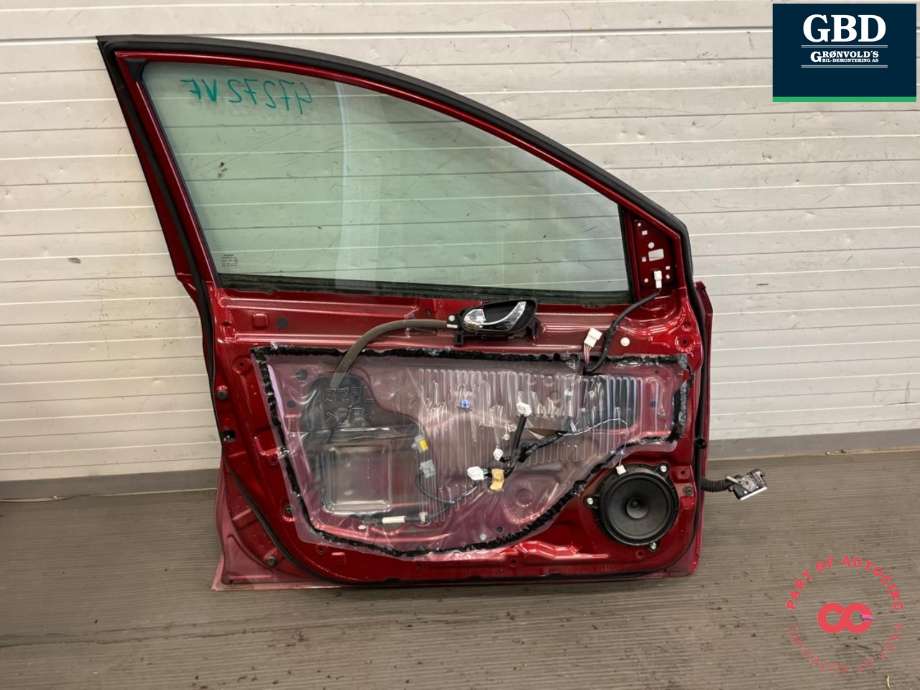 Dør venstre foran til Nissan Pulsar 2014-->>  (H01013ZL0C|H01013ZLMB|)