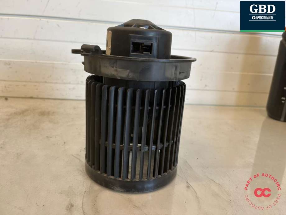 Varmeapparat motor til Nissan Pulsar 2014-->>  (272263ZL3C|)