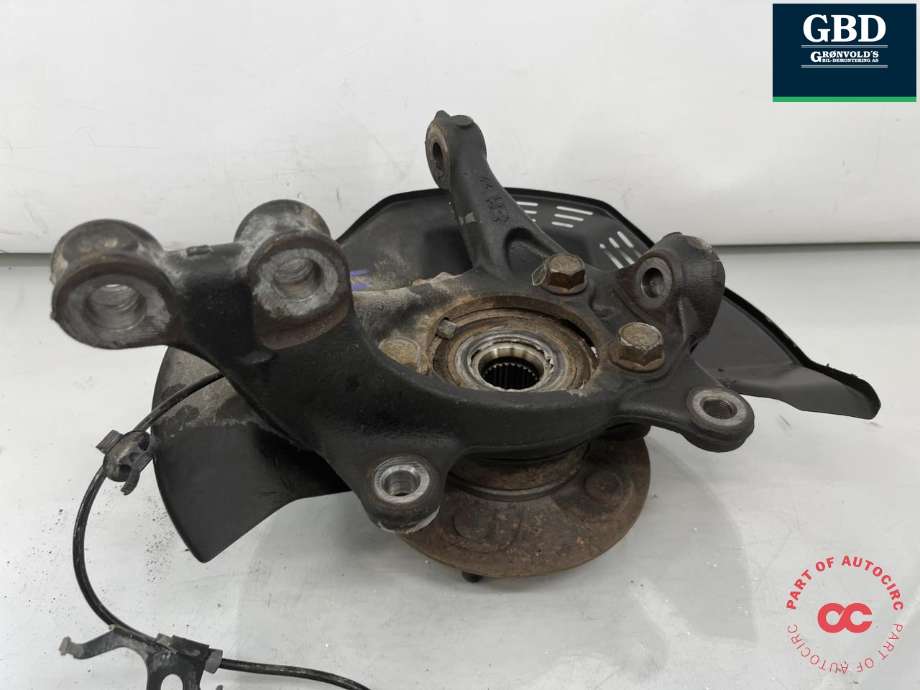 Hjulspindel høyre foran til Toyota Yaris Cross (SUV) 2021-->> (4321102410|)