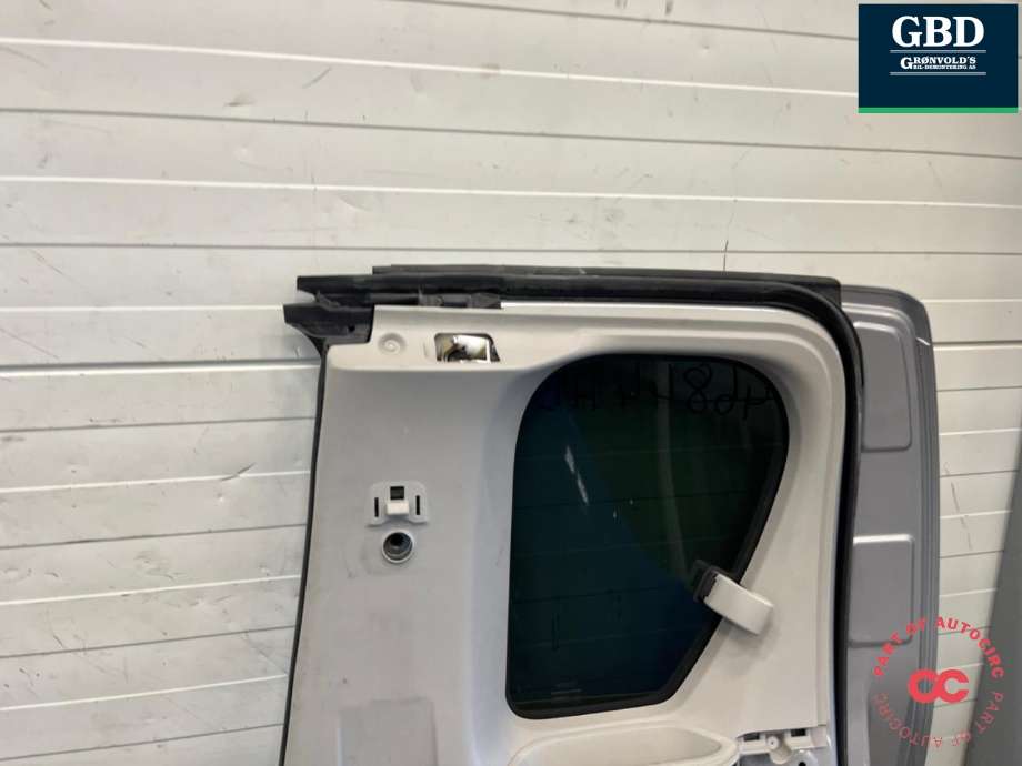 Dør høyre bak til Toyota Hilux 2020-->> (67003KK021|)
