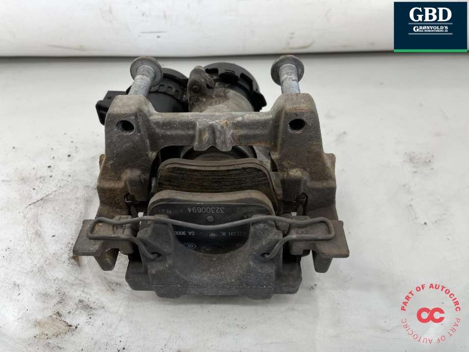 Bremsecaliper venstre bak, elektrisk til Volvo V90 / V90 CC / S90 2016-->> (36003032|)