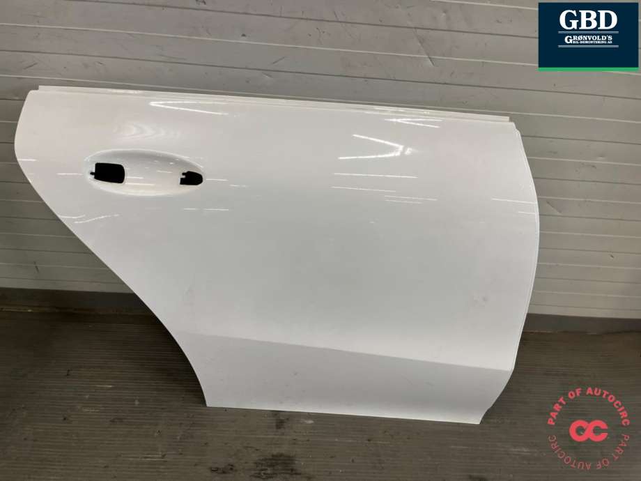 Dør høyre bak til Mercedes CLA 2019-->> (C118) (C118) (A 118 730 70 00|)