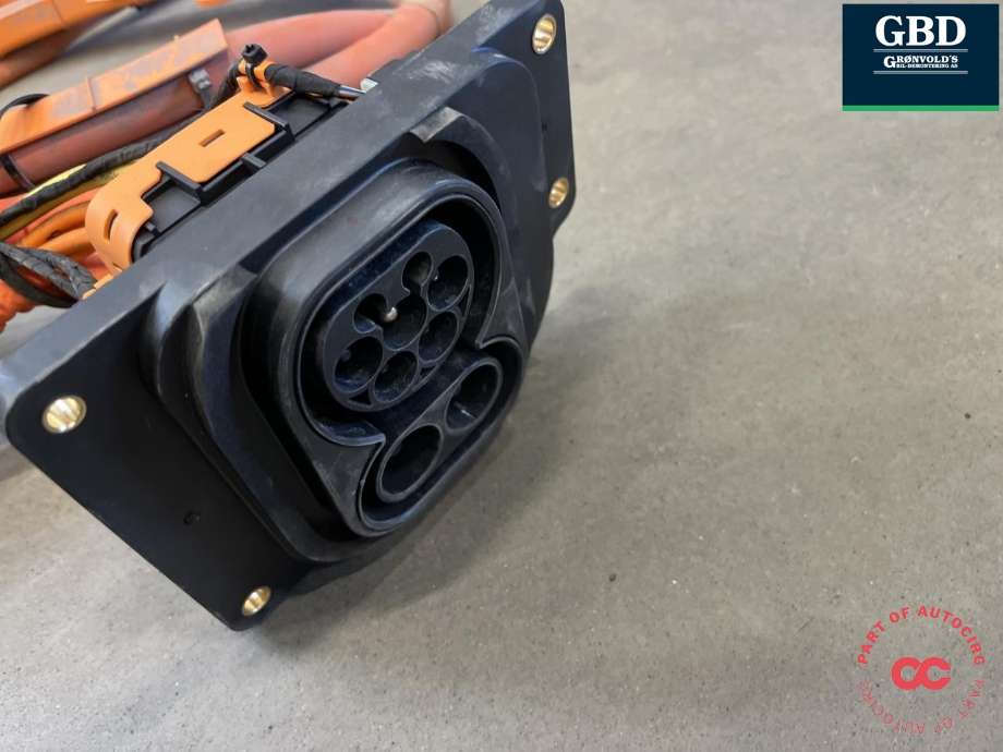 Batterilader inntak/luke til XPeng G9 2023-->>  (8415001EA1-00-03|)