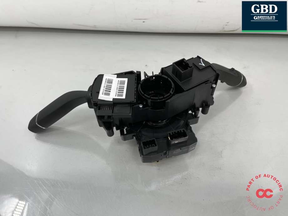 Bryter combi til XPeng G9 2023-->>  (8220001EA11600017G218280|)