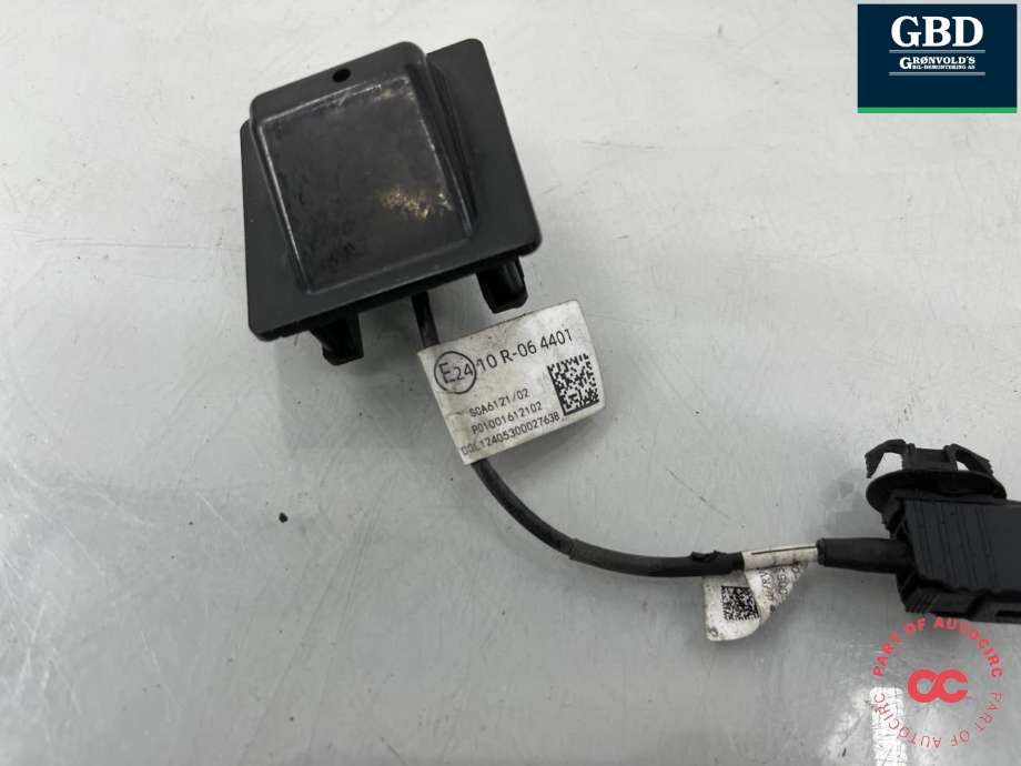 Parkeringskamera bak til XPeng G9 2023-->>  (8740003EA1-00-03|)