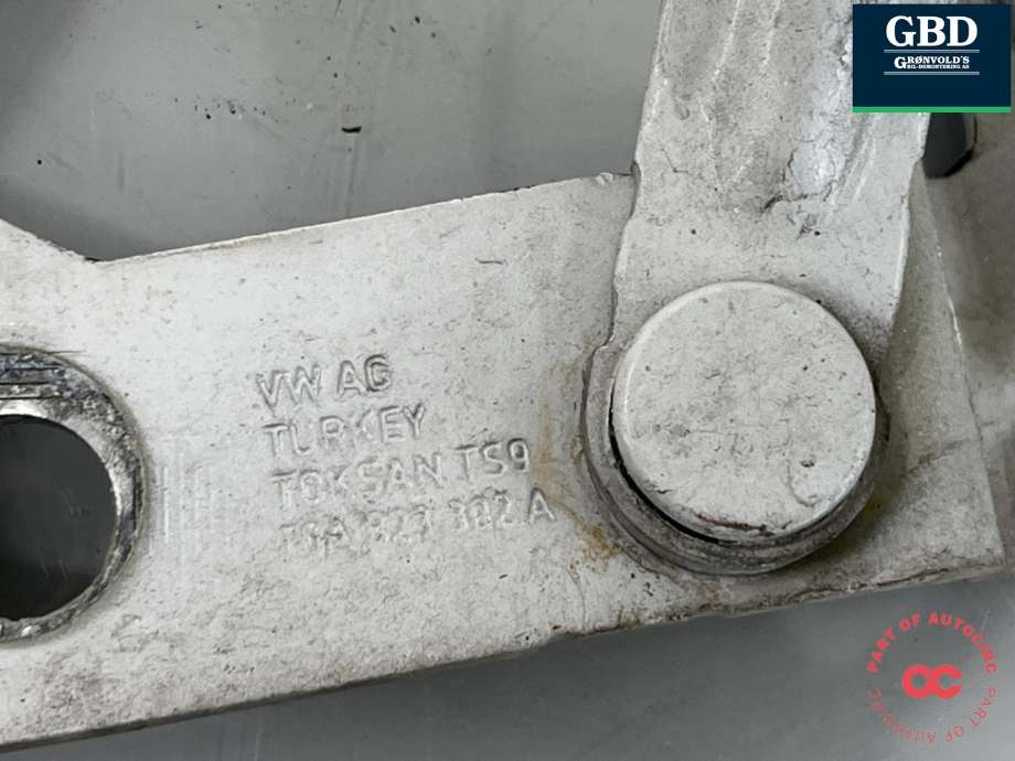 Panserhengsler til VW ID.3 2020-->>  (10A 823 302 A|)