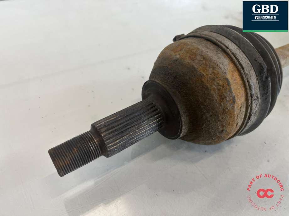 Drivaksel venstre foran, diesel/manuell til Opel Vivaro A 2006-2014  (95520503|93169668|93861971| 93454308)