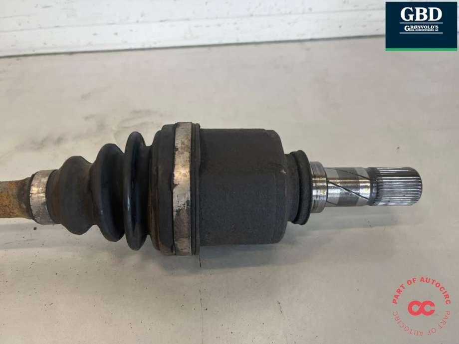 Drivaksel venstre foran, diesel/manuell til Opel Vivaro A 2006-2014  (95520503|93169668|93861971| 93454308)