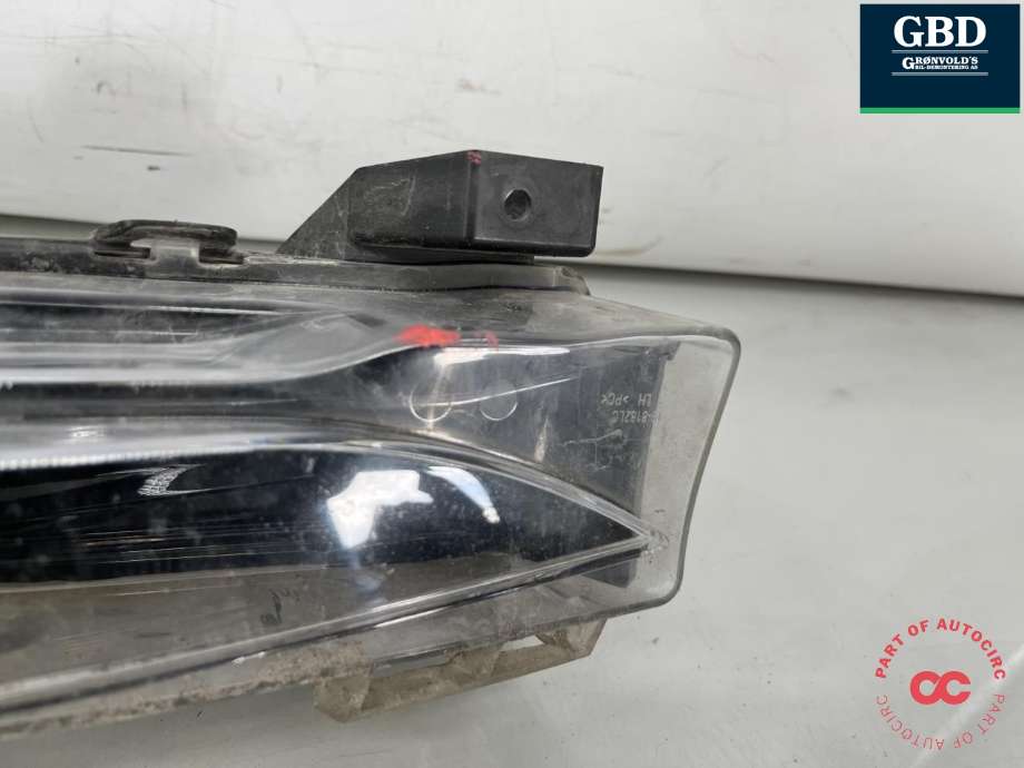 Kjørelys led venstre foran til Tesla Model Y 2021-2024 (Type I) (1624797-00-A|1077395-00-D | 1507932-00-C|1507932-10-C)