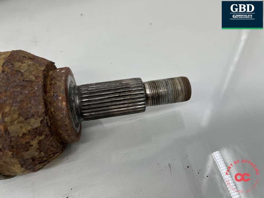 Drivaksel venstre foran, diesel/manuell til Nissan NV300 2016-->>  (3910100Q6K|3910100Q7C|)