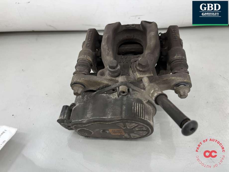 Bremsecaliper høyre bak, elektrisk til Mercedes CLA 2019-->> (C118) (C118) (A 247 423 20 00|)