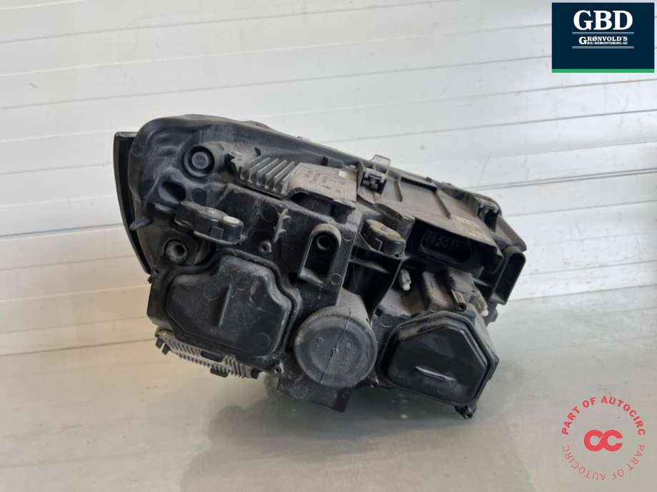 Frontlykt venstre full-LED til VW Transporter / Caravelle 2019-->> (T6.1) (T6.1) (7L1 941 773|7L1 941 177|7L0 998 479)