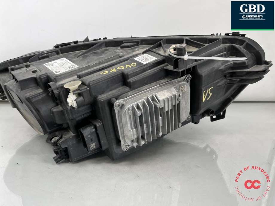 Frontlykt venstre full-LED til Mercedes CLA 2019-->> (C118) (C118) (A 118 906 39 00|)