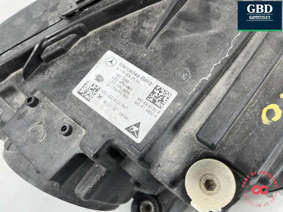 Frontlykt venstre full-LED til Mercedes CLA 2019-->> (C118) (C118) (A 118 906 39 00|)